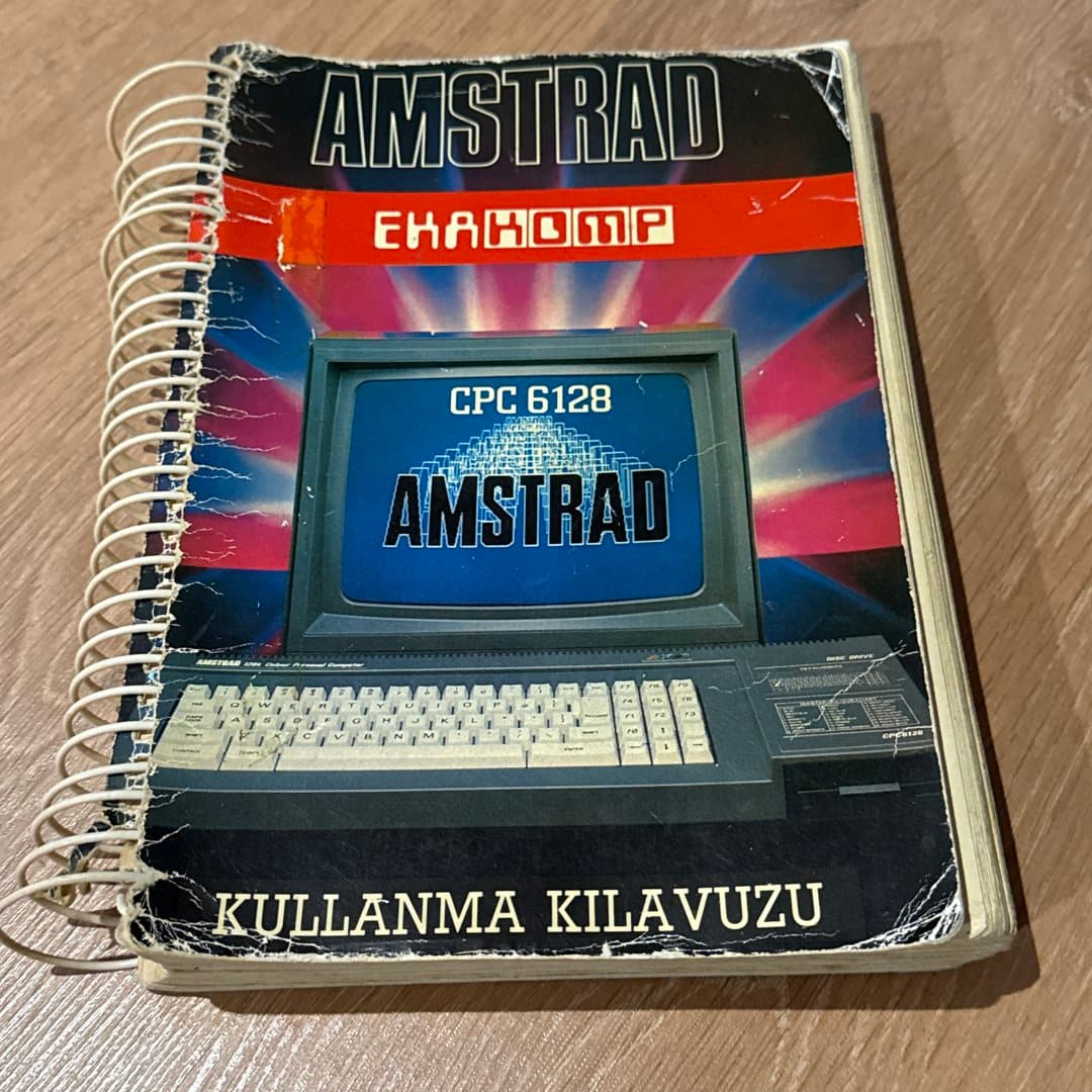 Amstrad CPC 6128 User Manual (Kullanma Kilavuzu)