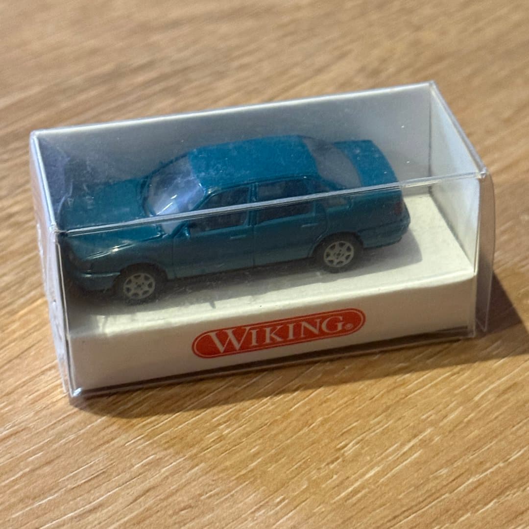 Volkswagen Passat - Wiking 1/87