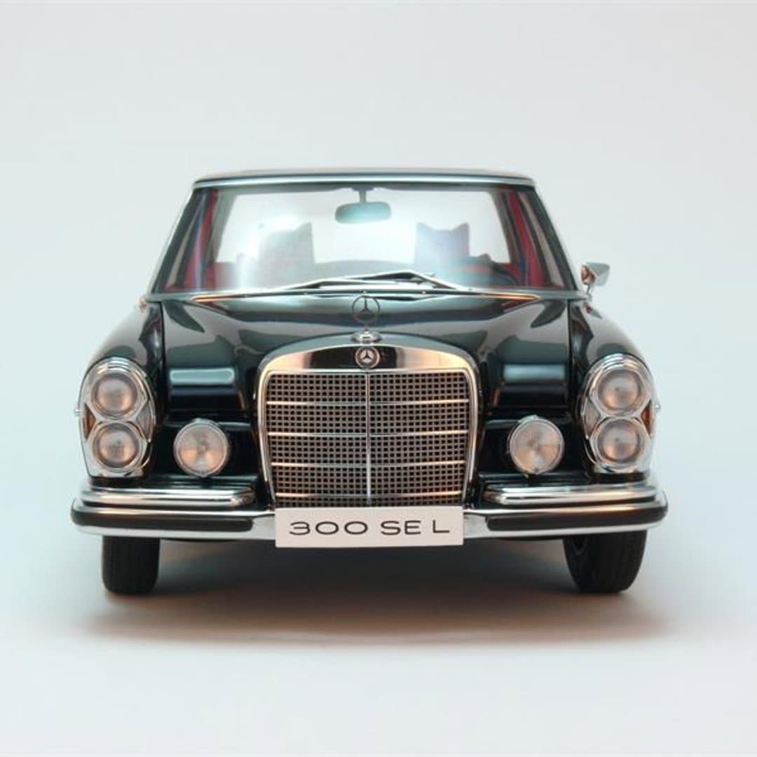 1970 - Mercedes 300 SEL 6.3 - Autoart - 1/18 - Photo 1