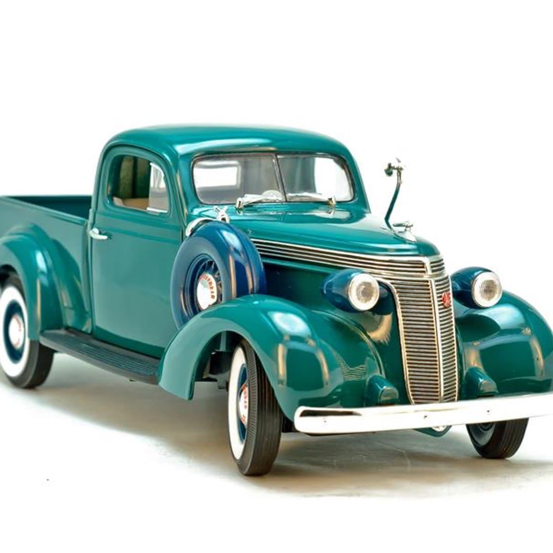 1937 - Studebaker Coupe Express - Road Signature - 1/18
