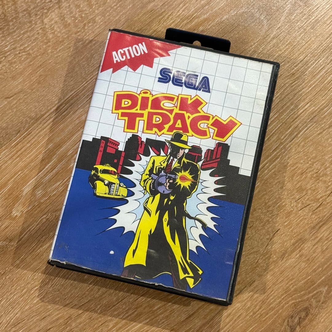 Classic Sega 'Dick Tracy' action video game, a retro title for collectors.