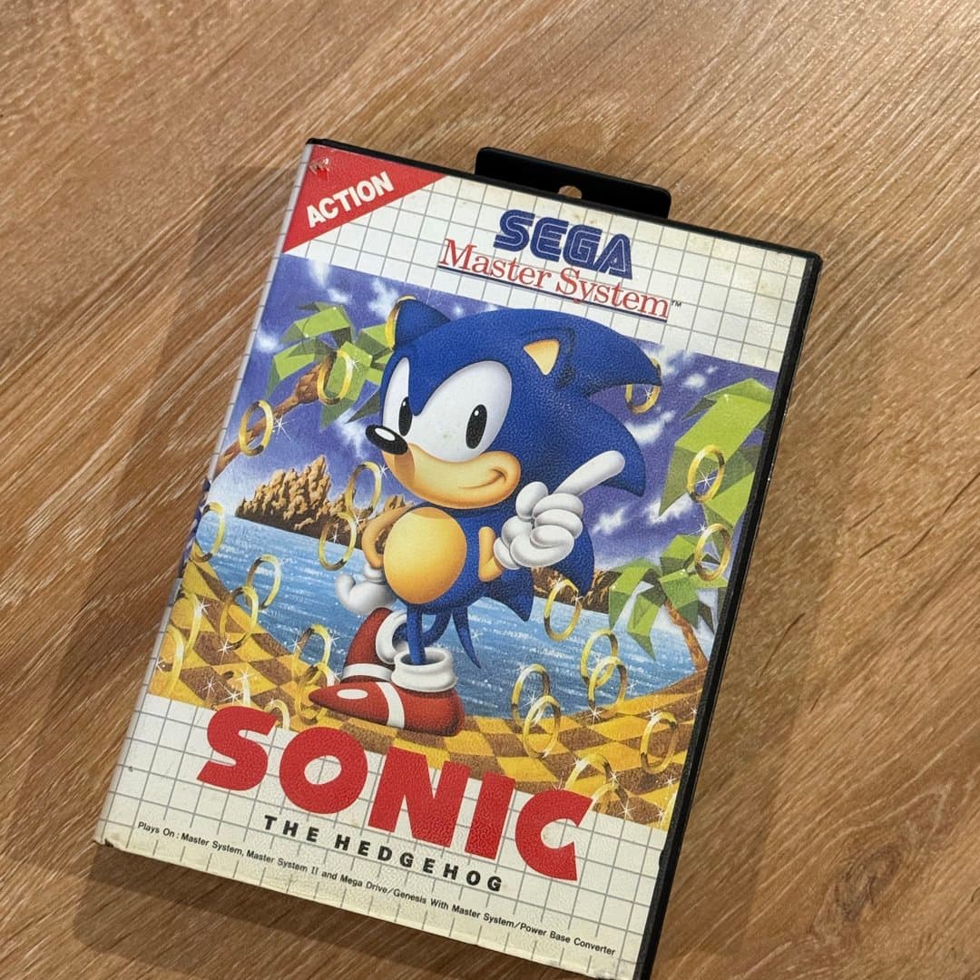 Classic Sonic The Hedgehog game for SEGA Master System, an iconic retro action platformer.