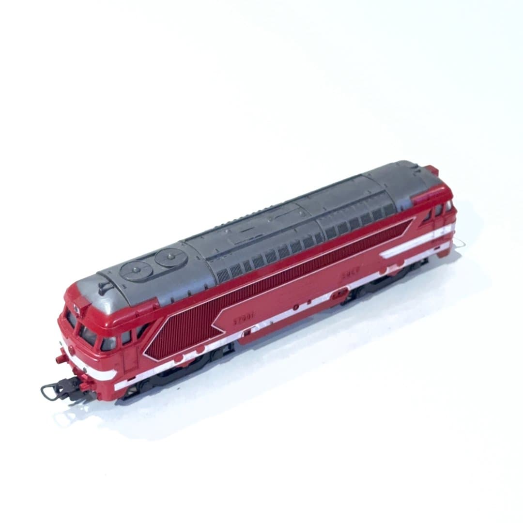 Lima SNCF Scale model HO. Electric locomotive, detailed replica.