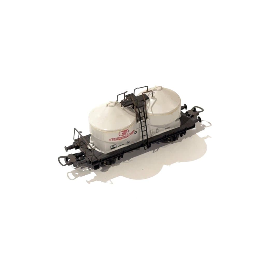 Lima Detailed model train car: a twin-silo wagon for bulk materials, ideal for dioramas.