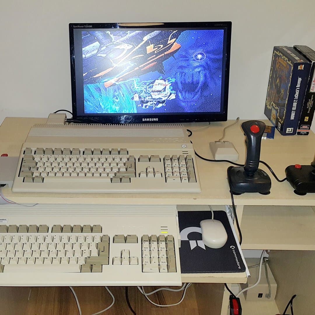 Amiga A1200 - Photo 1