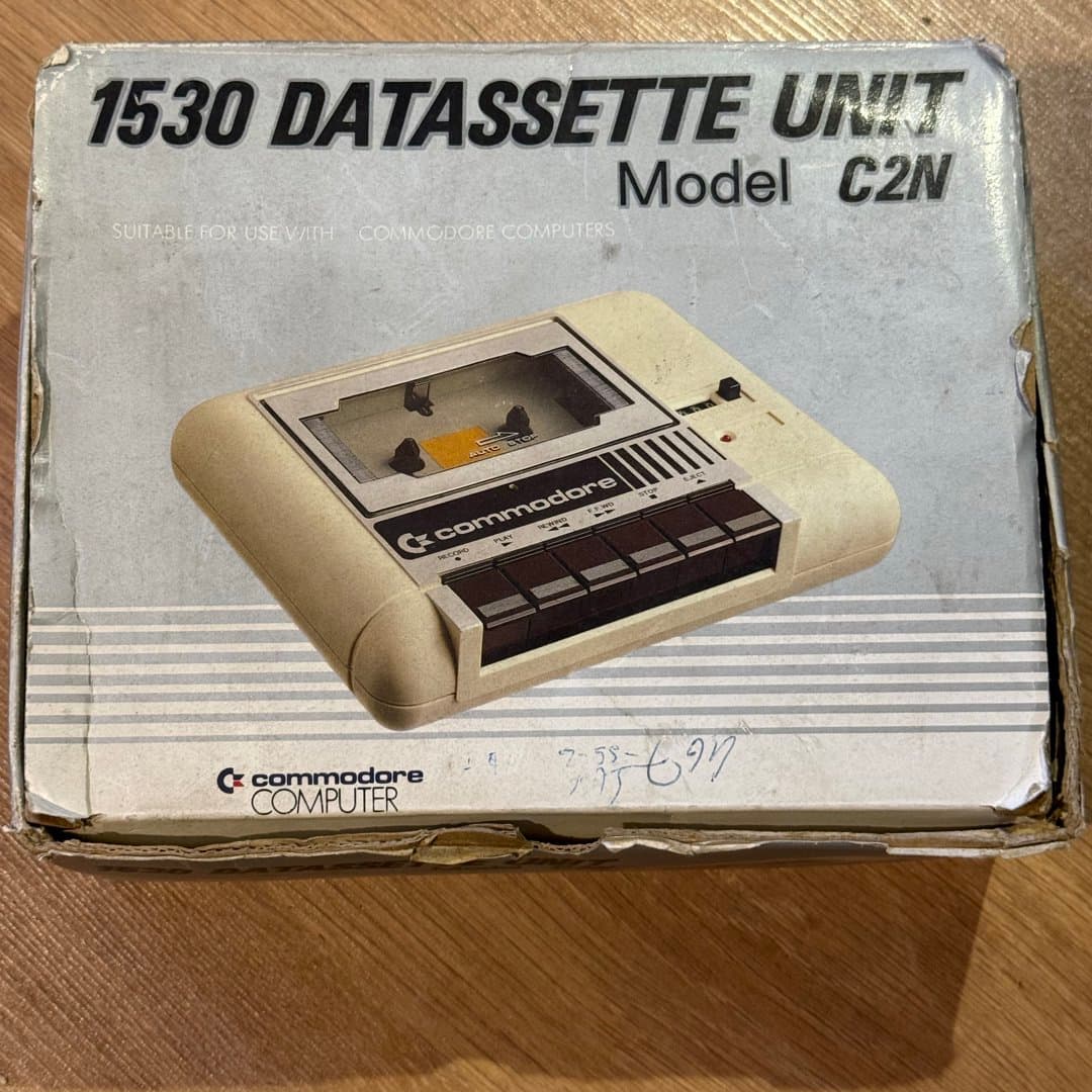 Vintage Commodore 1530 Datasette Unit (C2N) for loading programs on retro computers. - Photo 1