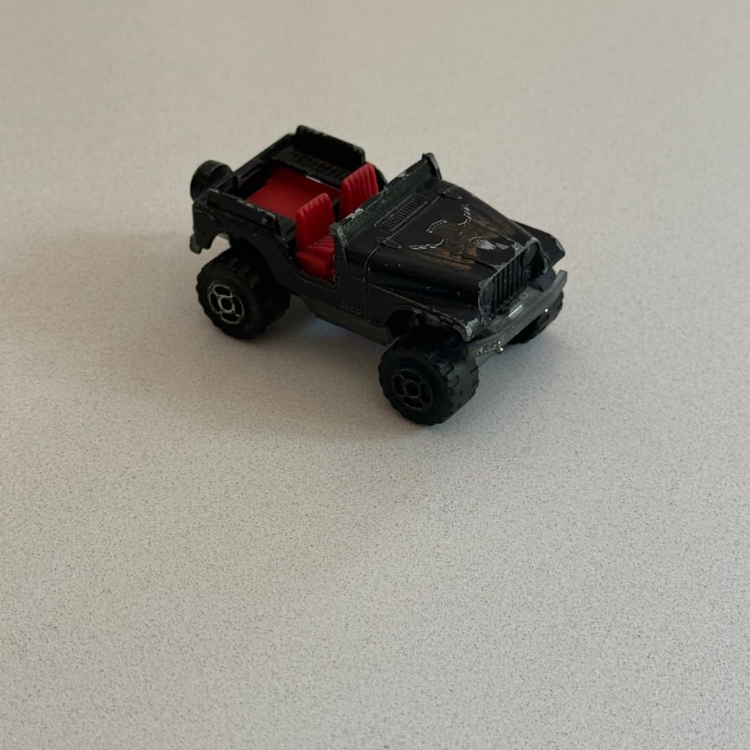 Vintage Majorette 4x4 Jeep die-cast toy vehicle 1/54, Made in France. No:244 N2:290