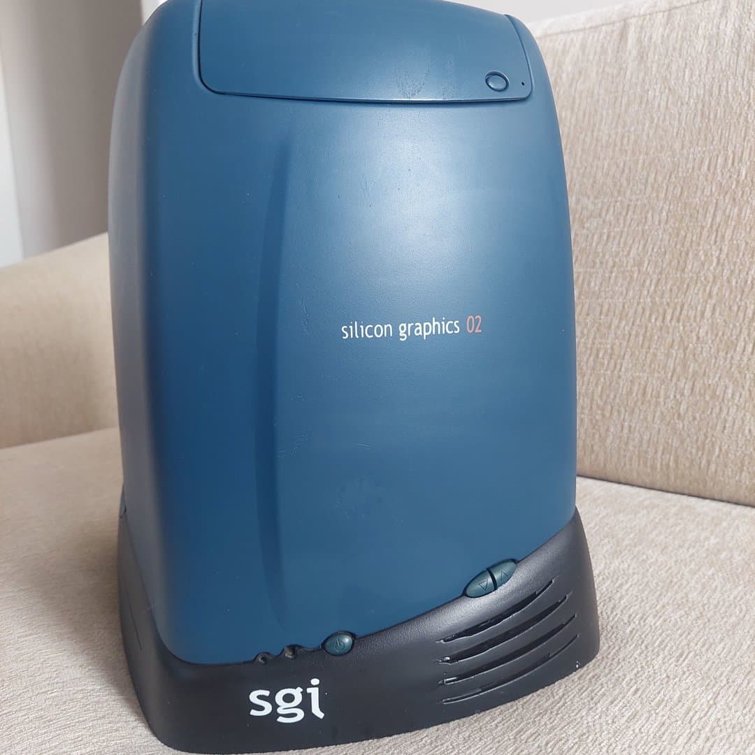 Vintage Silicon Graphics O2 workstation, a classic SGI computer. - Photo 1